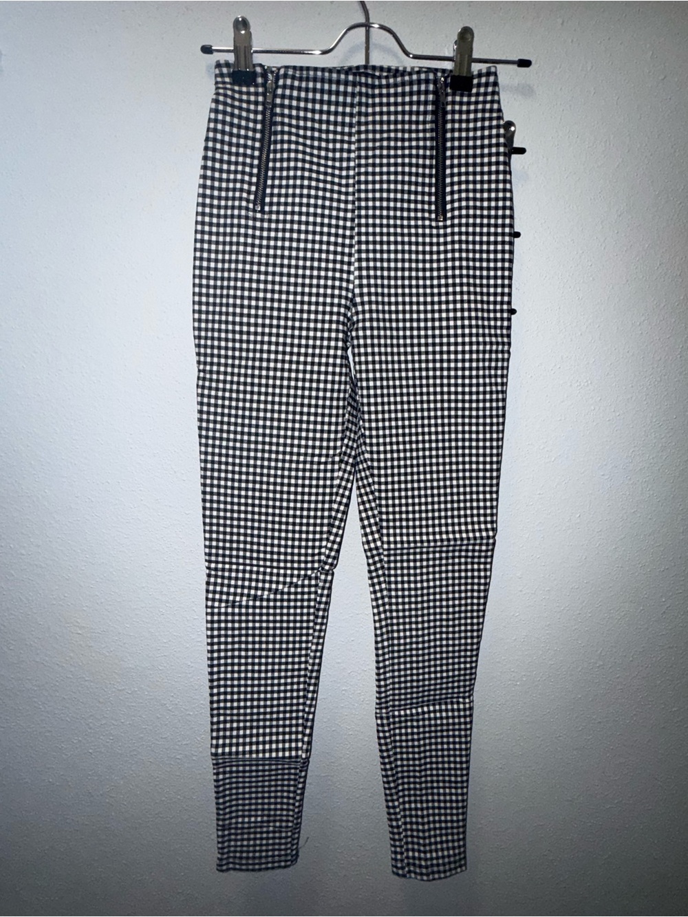 Black and White Gingham Stretch Pants